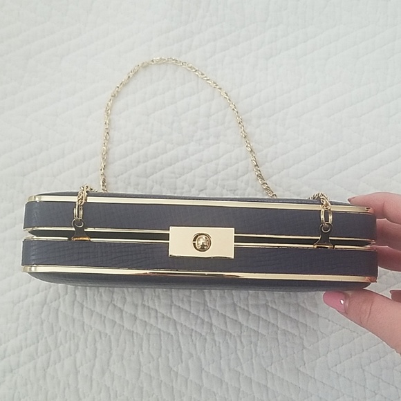 Box Clutch J. McLaughlin - Picture 3 of 5